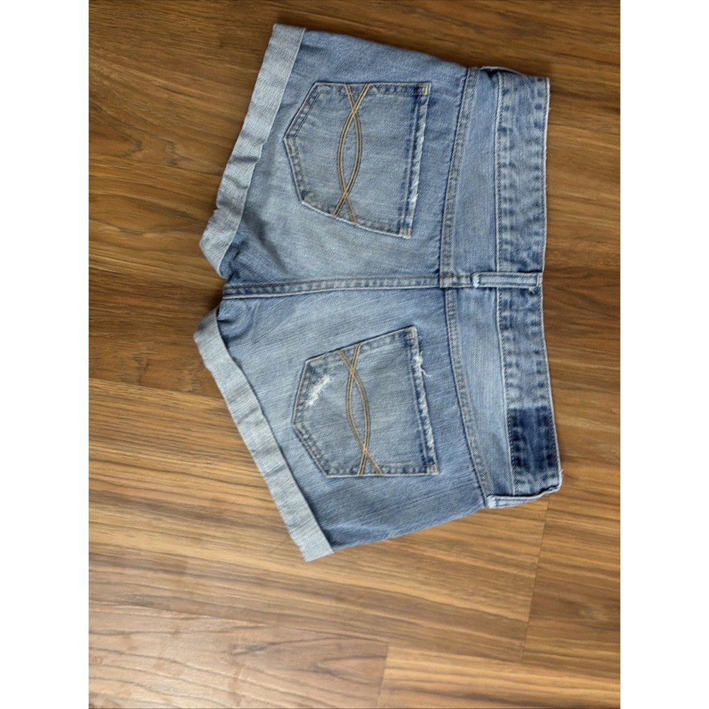 Abercrombie Girls Sz 14 Lowrise Destroyed Jeans Shorts EUC Lt Wash Denim - Picture 6 of 6